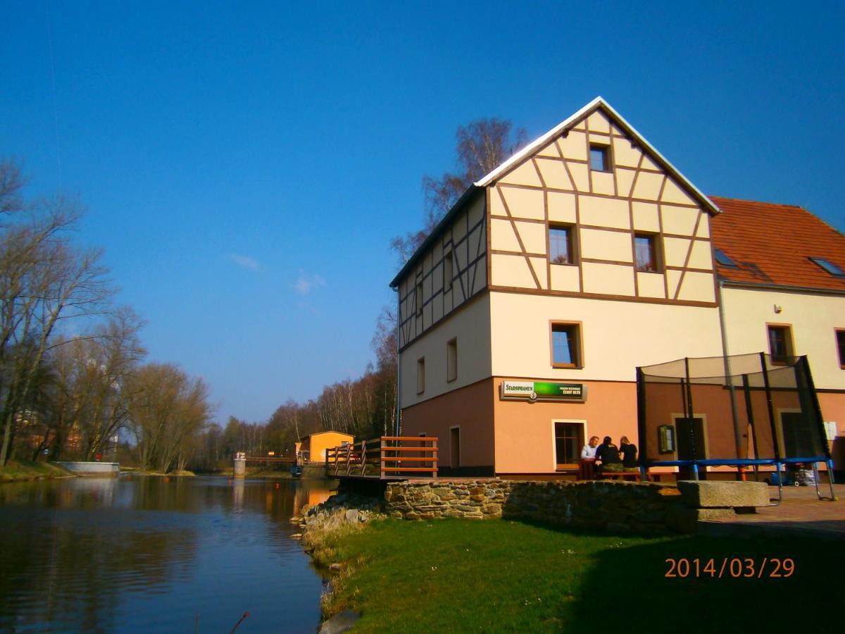 Penzion Cerny Mlyn Sokolov Brezova  Exterior foto
